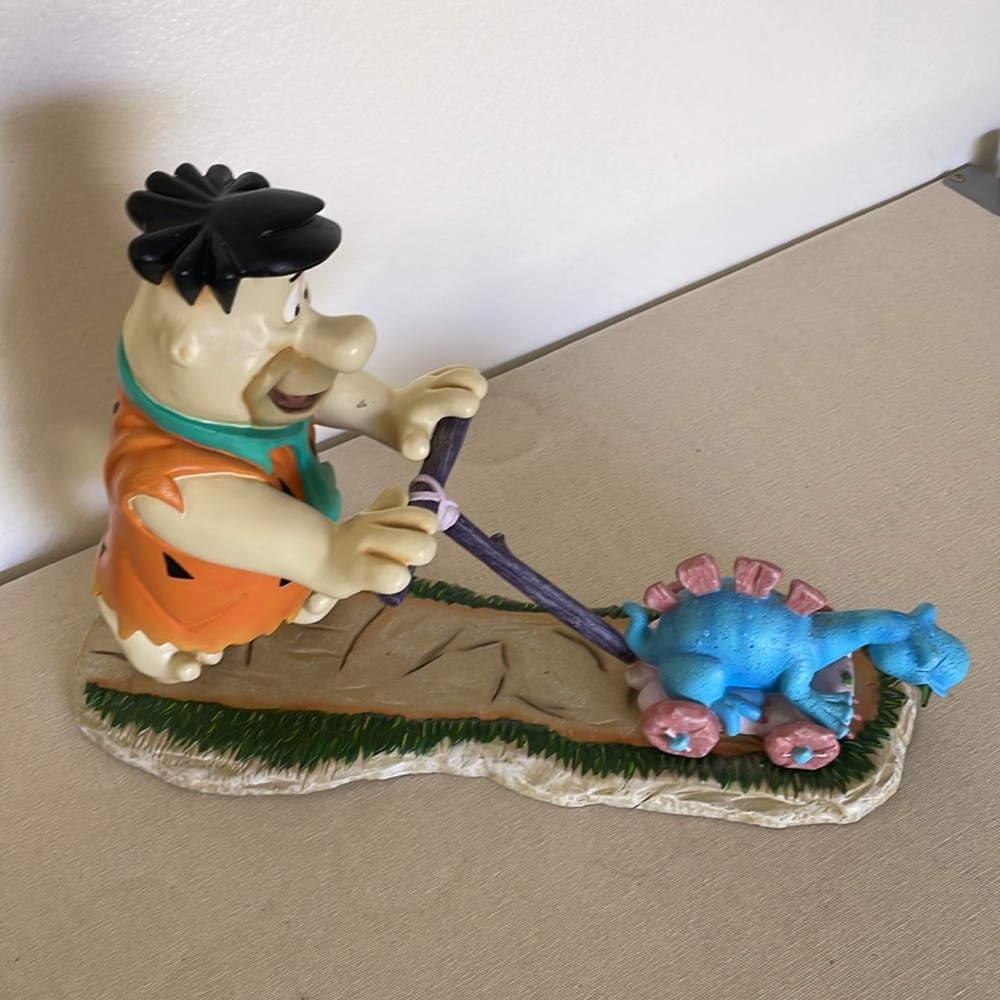 Fred Flintstone RARE FIND 1996 Creature Comforts LE resin Hanna Barbera
